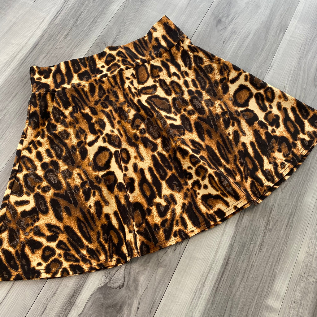 SALE - MEDIUM 17" Length - Leopard Animal Print A-line Skirt w/Pockets - Peridot Clothing