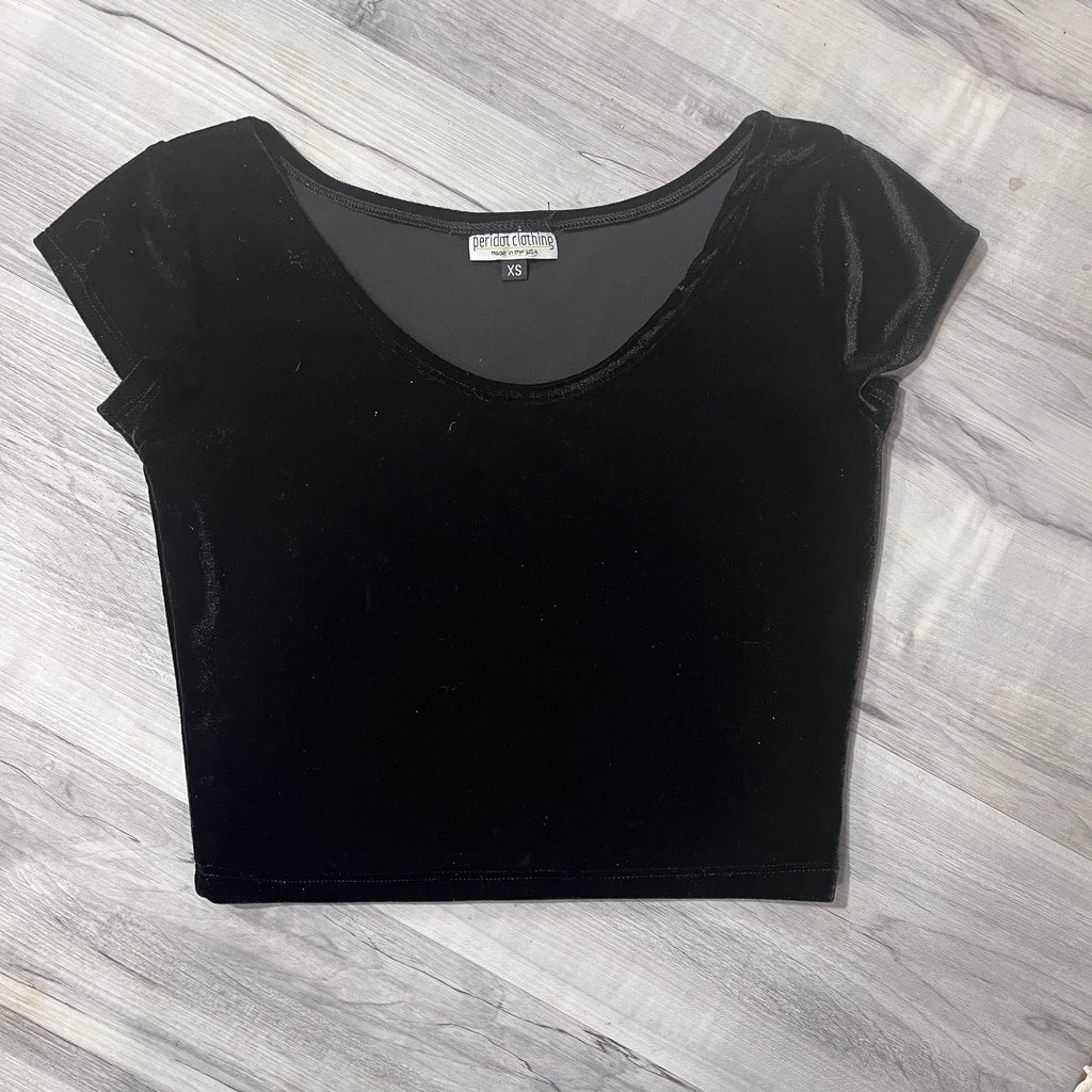 SALE - XS Cap Sleeve Crop Top - Black Velvet