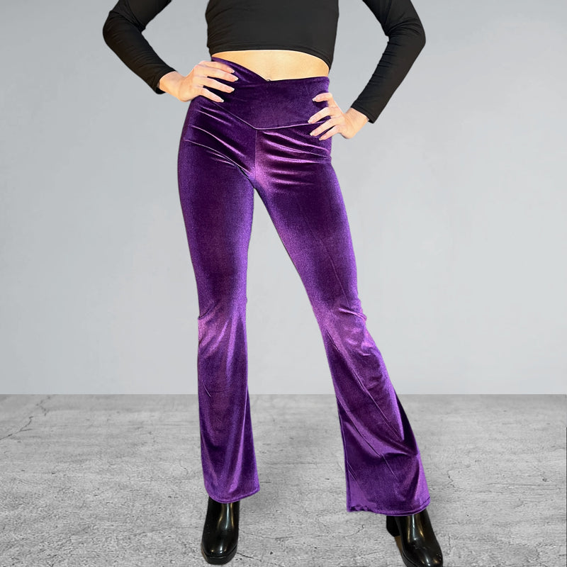 Hot pants with crossover waistband - Women's fashion